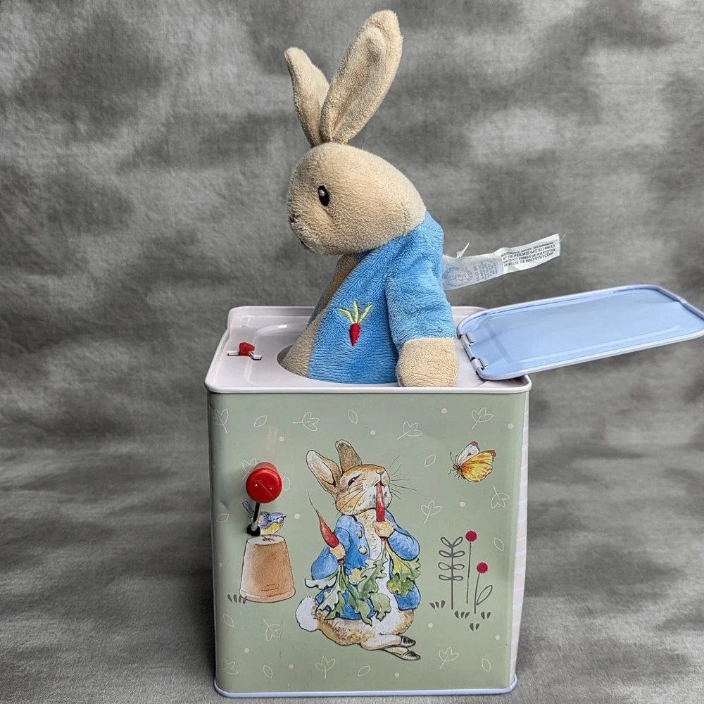 Peter Rabbit Jack In The Box Beatrix Potter Music Metal w/Pop-Up Plush Bunny